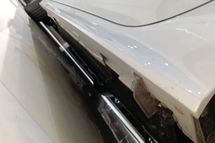 Used Honda Civic 2023 240TURBO CVT Dynamic Edition Left Side Sill