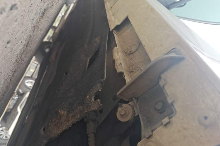 Used Honda Civic 2023 240TURBO CVT Dynamic Edition Left Side Sill