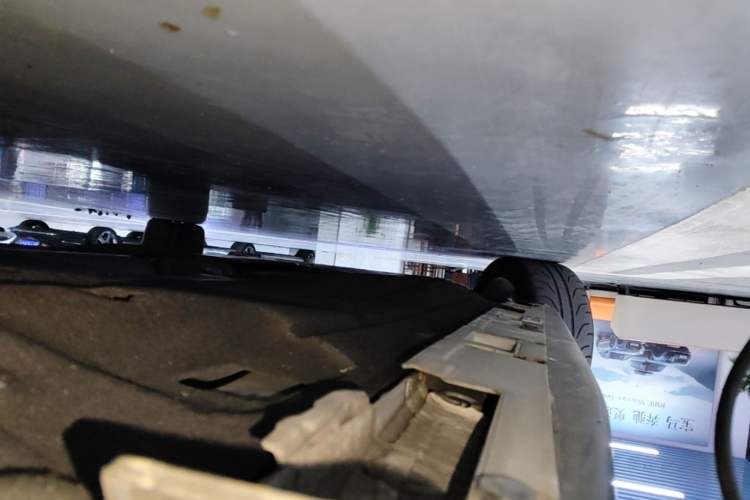 Used Honda Civic 2023 HATCHBACK 240TURBO Manual Extreme Edition Left Side Sill