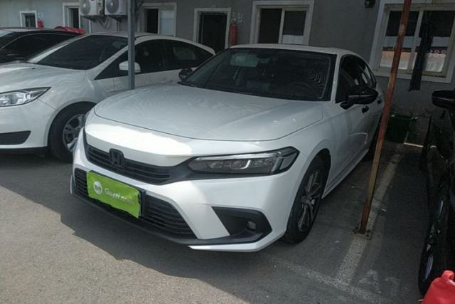 Ojetý Honda Civic 2023 240TURBO CVT Dynamic Edition