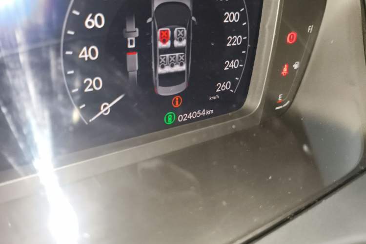Used Honda Civic 2023 240TURBO CVT Dynamic Edition Odometer Close Up