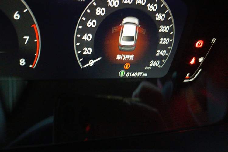 Used Honda Civic 2023 240TURBO CVT Dynamic · Center Stage Special Edition Odometer Close Up