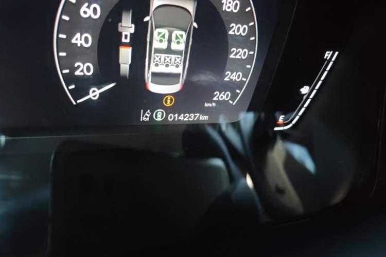 Used Honda Civic 2023 240TURBO CVT Dynamic Edition Odometer Close Up