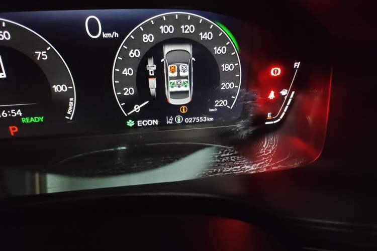 Used Honda Civic 2023 2.0L eHEV Sharp Edition Odometer Close Up