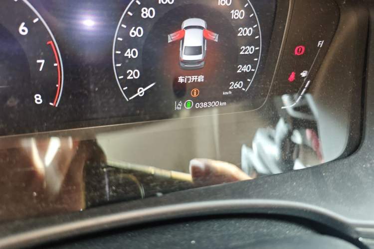 Used Honda Civic 2023 240TURBO CVT Dynamic Edition Odometer Close Up