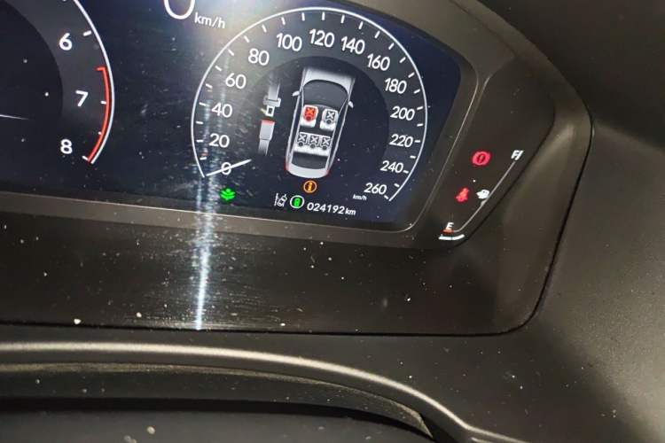 Used Honda Civic 2023 240TURBO CVT Dynamic Edition Odometer Close Up