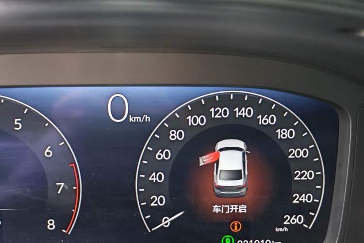 Used Honda Civic 2023 240TURBO CVT Dynamic Edition Odometer Close Up