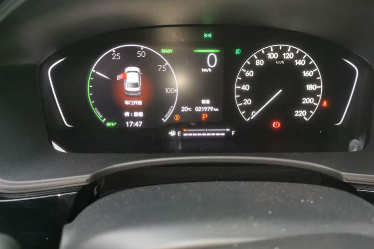 Used Honda Civic 2023 2.0L eHEV Pioneer Edition Odometer Close Up