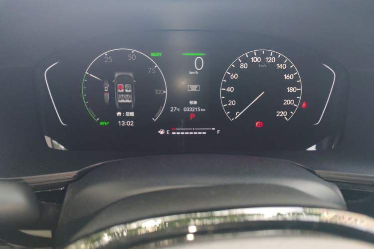 Used Honda Civic 2023 2.0L eHEV Pioneer Edition Odometer Close Up