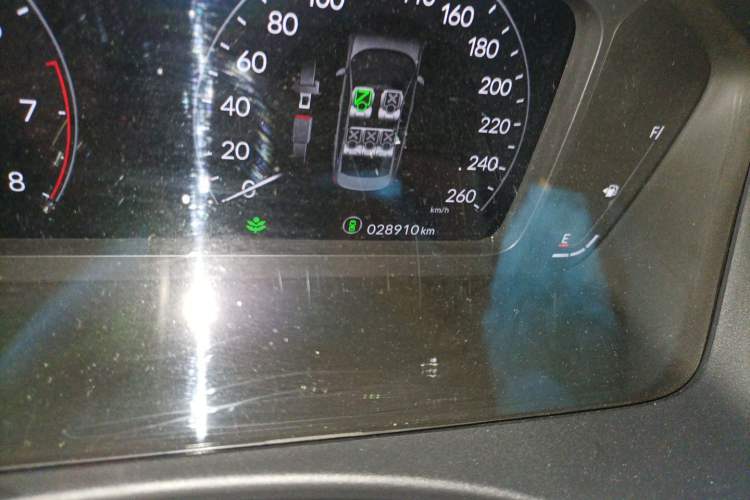 Used Honda Civic 2023 240TURBO CVT Dynamic Edition Odometer Close Up