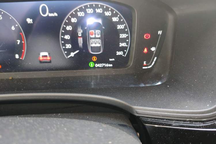 Used Honda Civic 2023 HATCHBACK 240TURBO CVT Extreme Edition Odometer Close Up