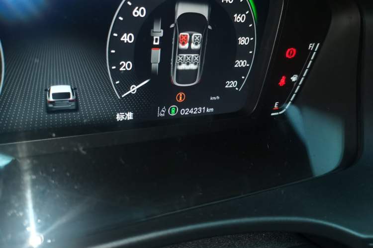 Used Honda Civic 2023 HATCHBACK 2.0L eHEV Extreme Control Edition Odometer Close Up