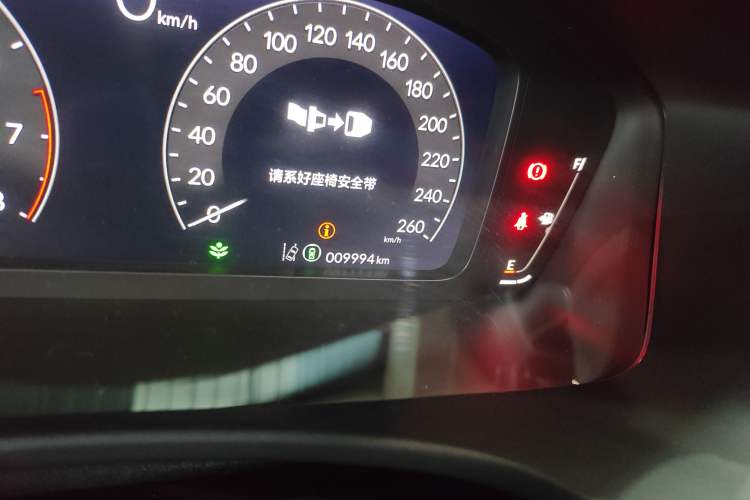 Used Honda Civic 2023 240TURBO CVT Dynamic Edition Odometer Close Up