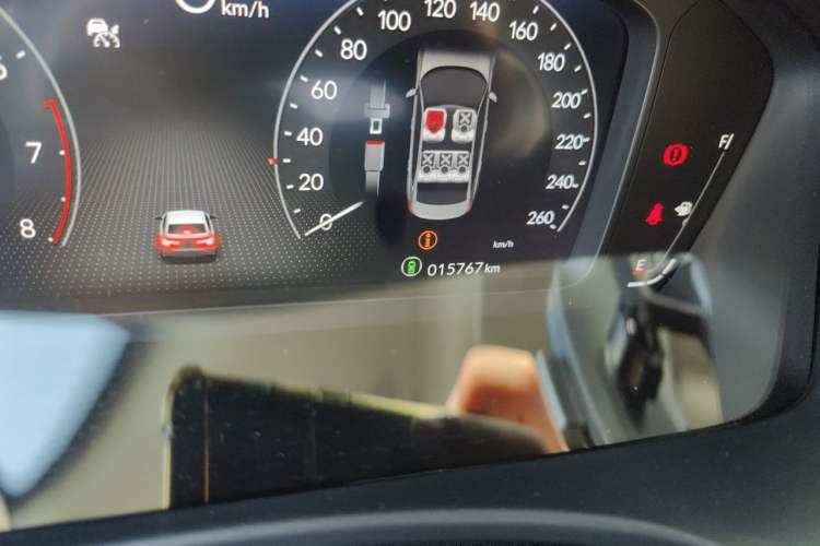 Used Honda Civic 2023 240TURBO CVT Dynamic Edition Odometer Close Up