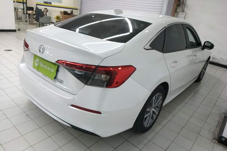 Used Honda Civic 2023 240TURBO CVT Dynamic Edition Rear Right 45 Deg