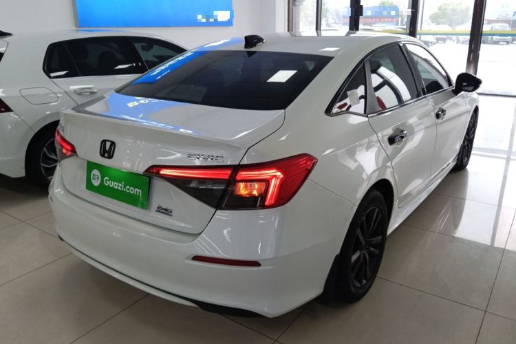 Used Honda Civic 2023 240TURBO CVT Dynamic Edition Rear Right 45 Deg