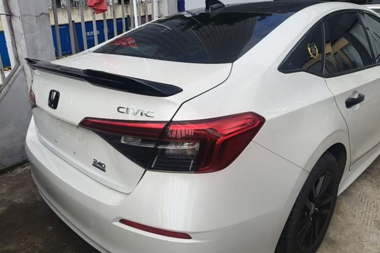 Used Honda Civic 2023 240TURBO CVT Dynamic Edition Rear Right 45 Deg