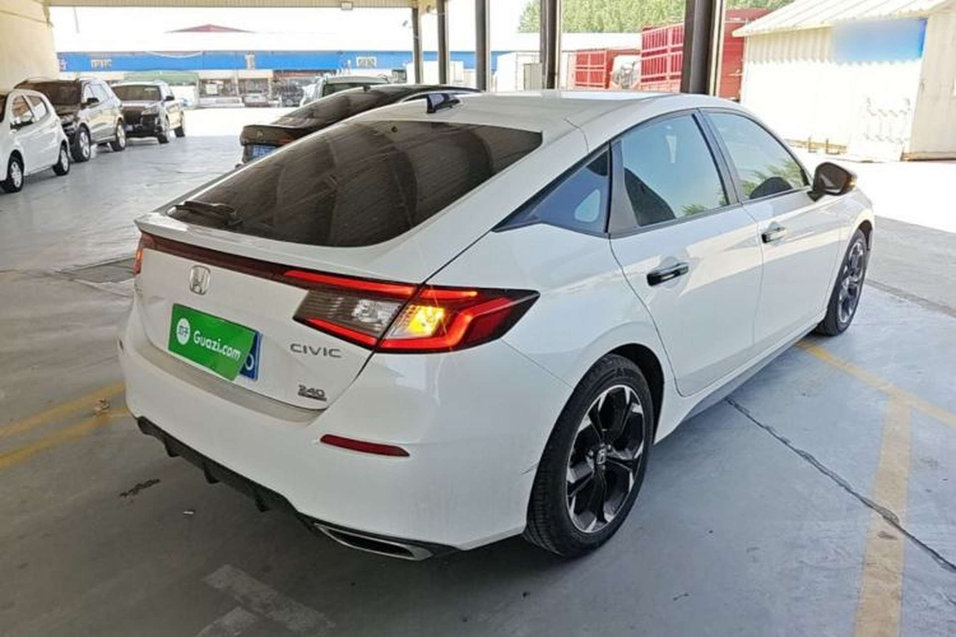 Used Honda Civic 2023 HATCHBACK 240TURBO CVT Extreme Edition Rear Right 45 Deg