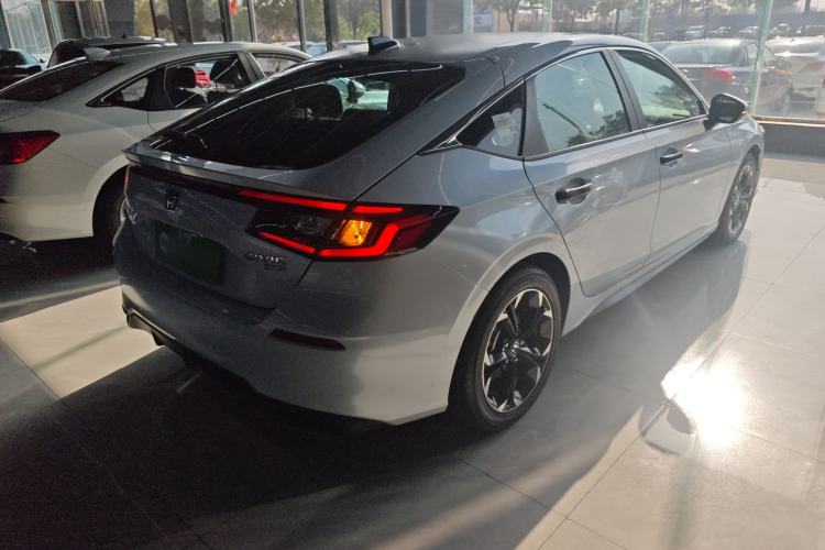Used Honda Civic 2023 HATCHBACK 2.0L eHEV Extreme Edition Rear Right 45 Deg