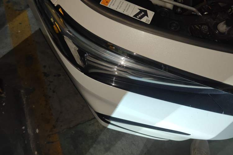 Used Honda Civic 2023 240TURBO CVT Dynamic Control · C-Position Guest Special Edition Right Front Headlight