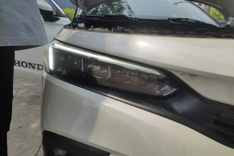 Used Honda Civic 2023 240TURBO CVT Dynamic Edition Right Front Headlight
