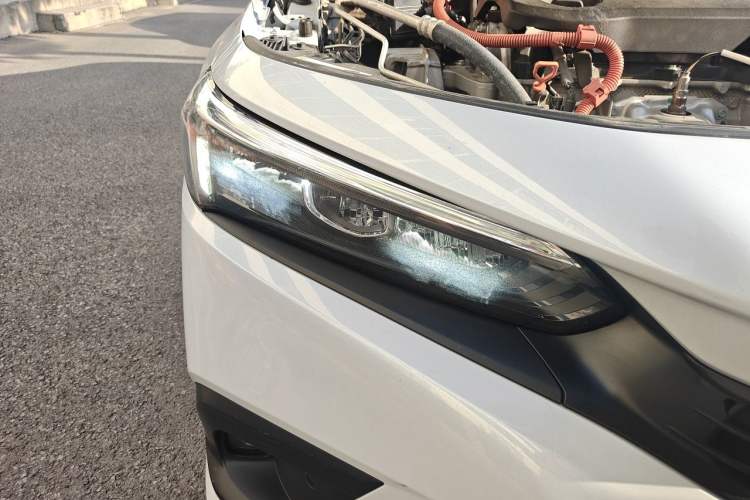 Used Honda Civic 2023 2.0L eHEV Pioneer Edition Right Front Headlight