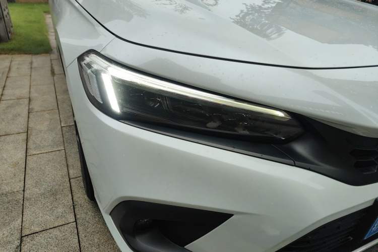 Used Honda Civic 2023 HATCHBACK 2.0L eHEV Extreme Control Edition Right Front Headlight