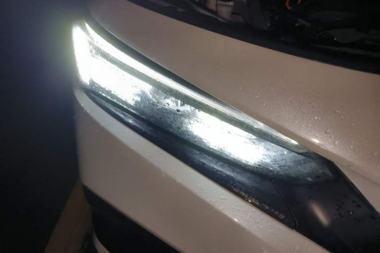 Used Honda Civic 2023 240TURBO CVT Dynamic Edition Right Front Headlight