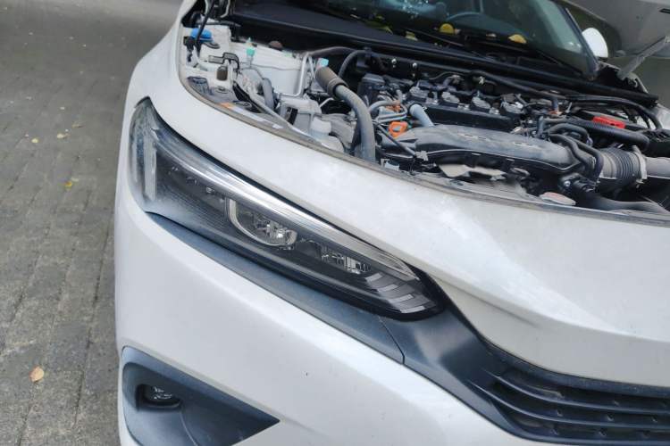 Used Honda Civic 2023 240TURBO CVT Dynamic · Center Stage Special Edition Right Front Headlight