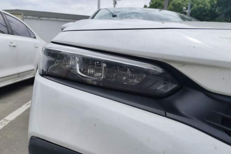 Used Honda Civic 2023 240TURBO CVT Dynamic Edition Right Front Headlight