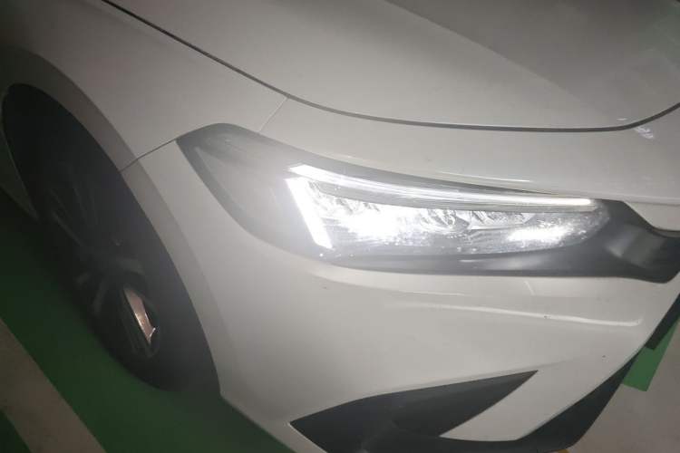 Used Honda Civic 2023 240TURBO CVT Dynamic Edition Right Front Headlight