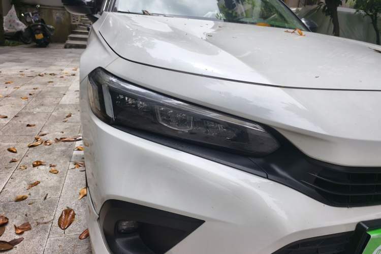 Used Honda Civic 2023 240TURBO CVT Dynamic Edition Right Front Headlight