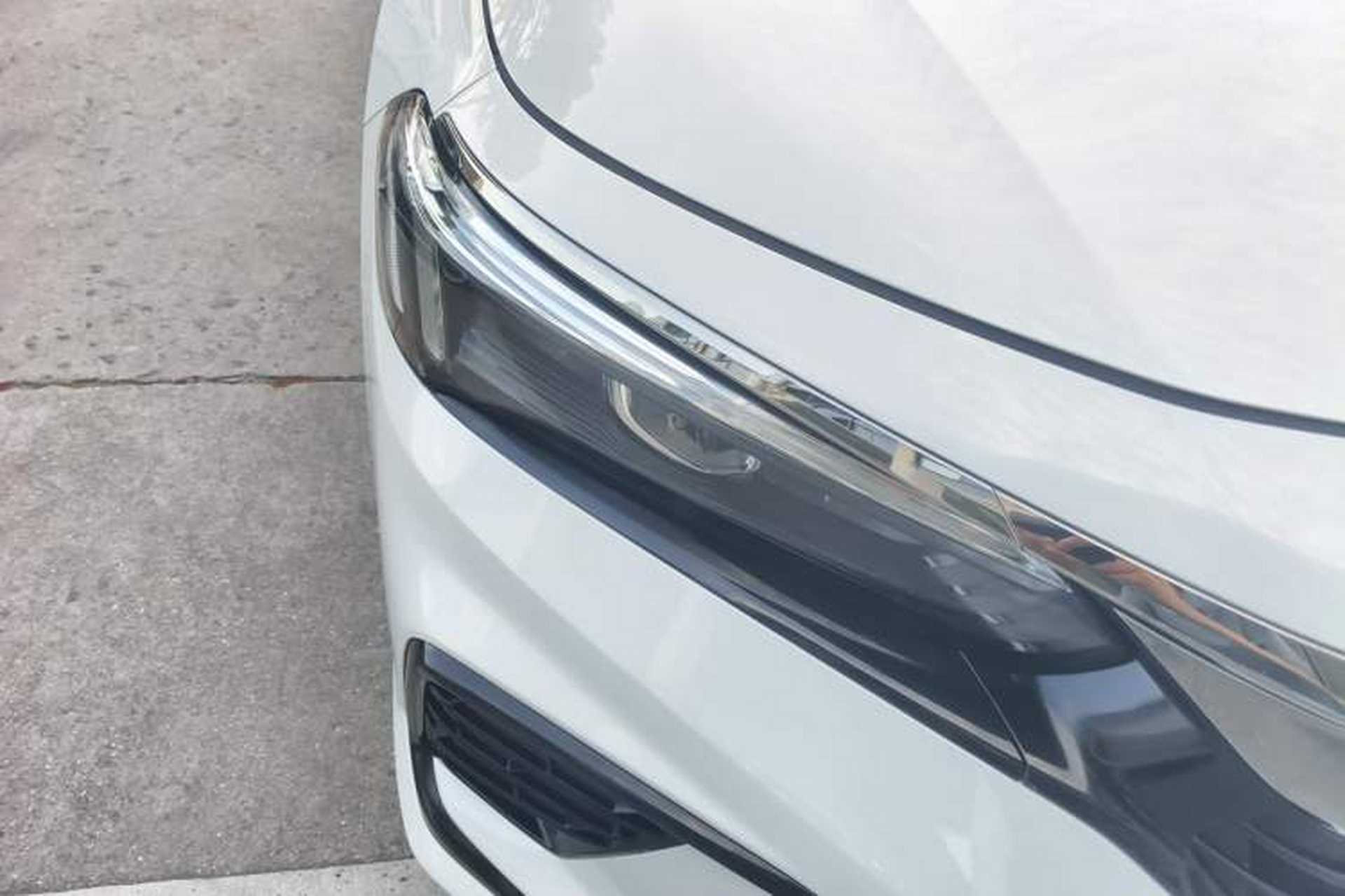 Used Honda Civic 2023 240TURBO CVT Dynamic · Center Stage Special Edition Right Front Headlight
