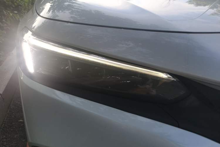Used Honda Civic 2023 HATCHBACK 2.0L eHEV Extreme Control Edition Right Front Headlight