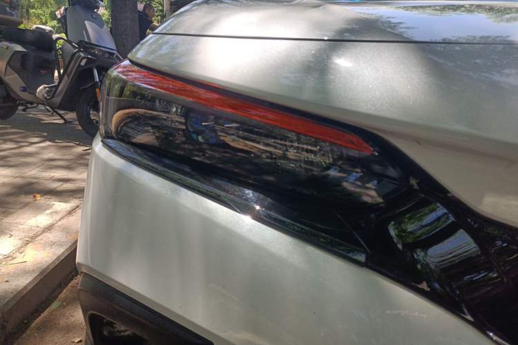 Used Honda Civic 2023 240TURBO CVT Dynamic · Center Stage Special Edition Right Front Headlight