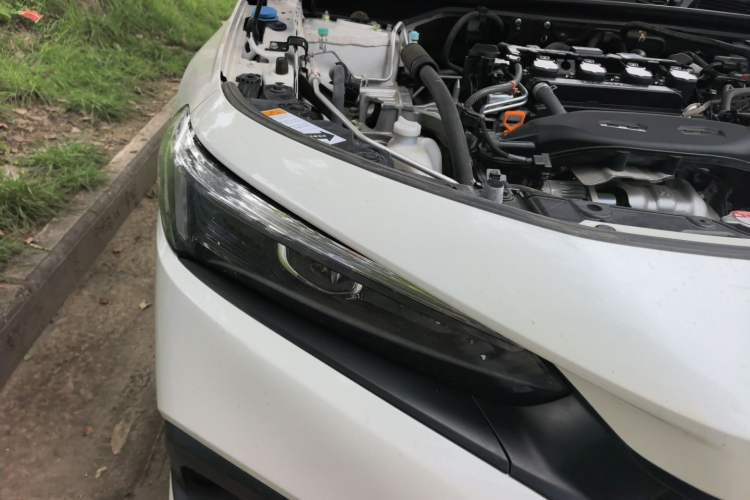 Used Honda Civic 2023 240TURBO CVT Dynamic · Center Stage Special Edition Right Front Headlight
