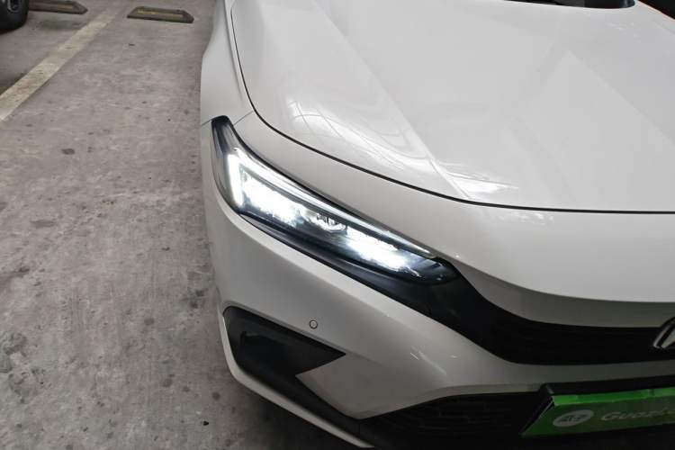 Used Honda Civic 2023 240TURBO CVT Dynamic Edition Right Front Headlight