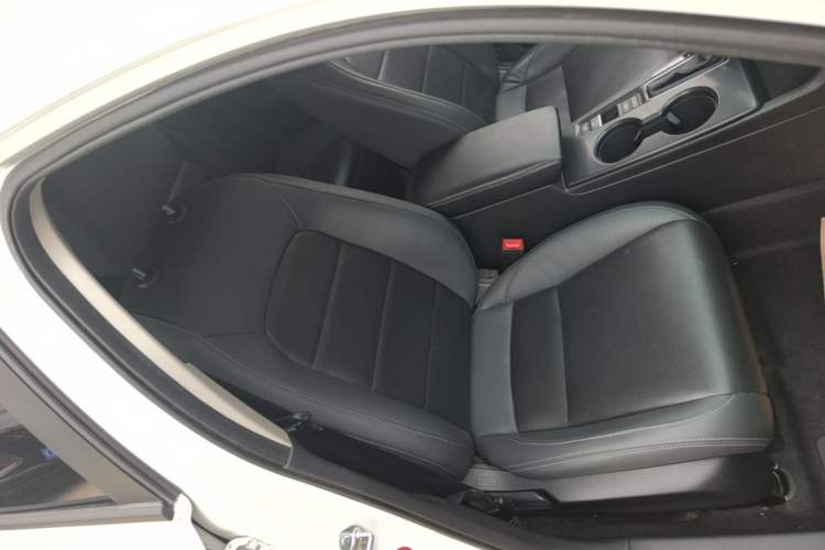 Used Honda Civic 2023 240TURBO CVT Dynamic Edition Right Front Seat