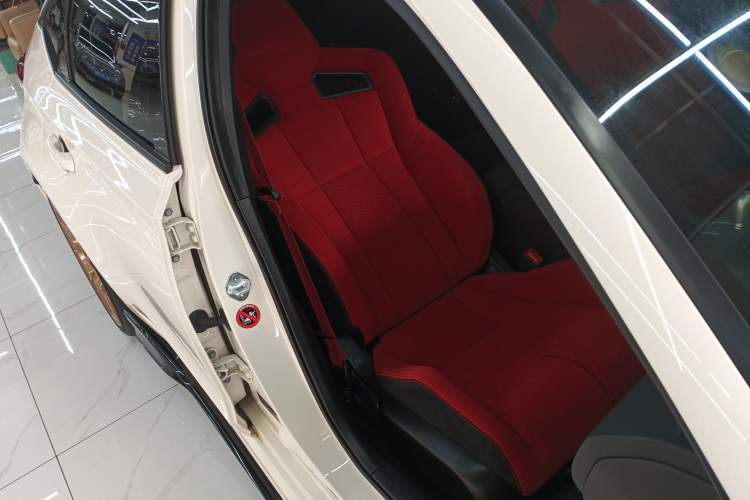 Used Honda Civic 2023 2.0T 420TURBO TYPE R Right Front Seat