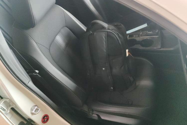 Used Honda Civic 2023 HATCHBACK 240TURBO CVT Extreme Edition Right Front Seat
