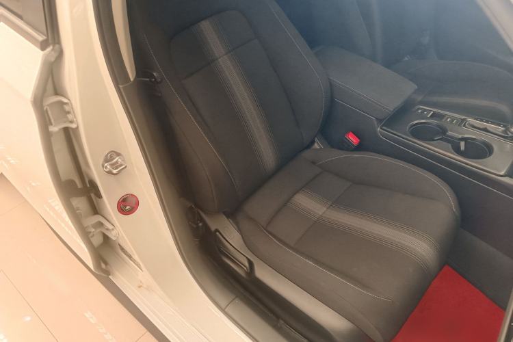 Used Honda Civic 2023 HATCHBACK 240TURBO CVT Zhiyue Edition Right Front Seat