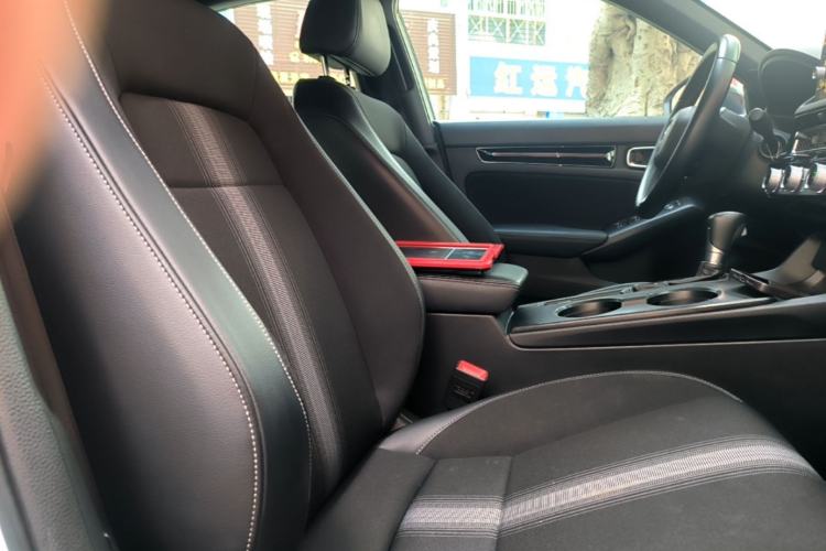 Used Honda Civic 2023 HATCHBACK 240TURBO CVT Extreme Edition Right Front Seat