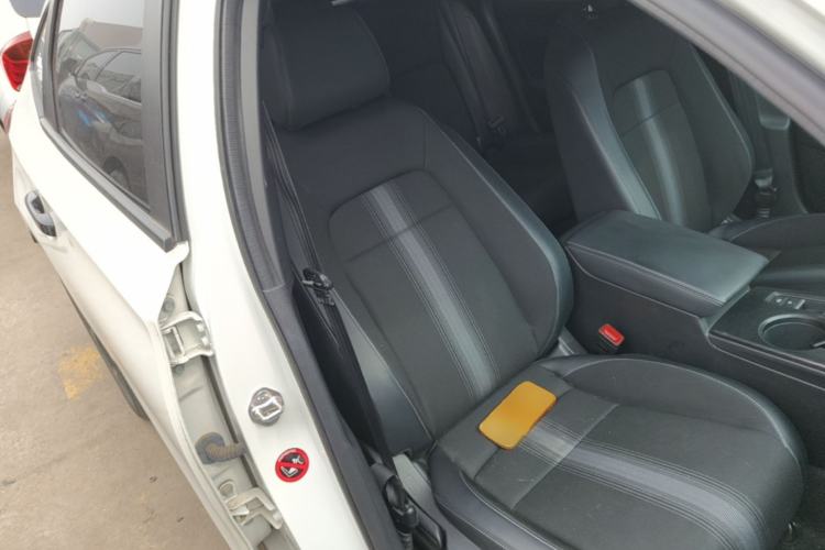 Used Honda Civic 2023 HATCHBACK 240TURBO CVT Extreme Edition Right Front Seat