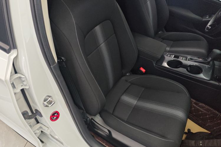 Used Honda Civic 2023 HATCHBACK 240TURBO CVT Zhiyue Edition Right Front Seat