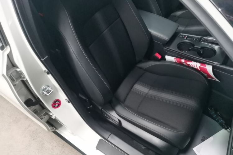 Used Honda Civic 2023 HATCHBACK 240TURBO CVT Extreme Edition Right Front Seat