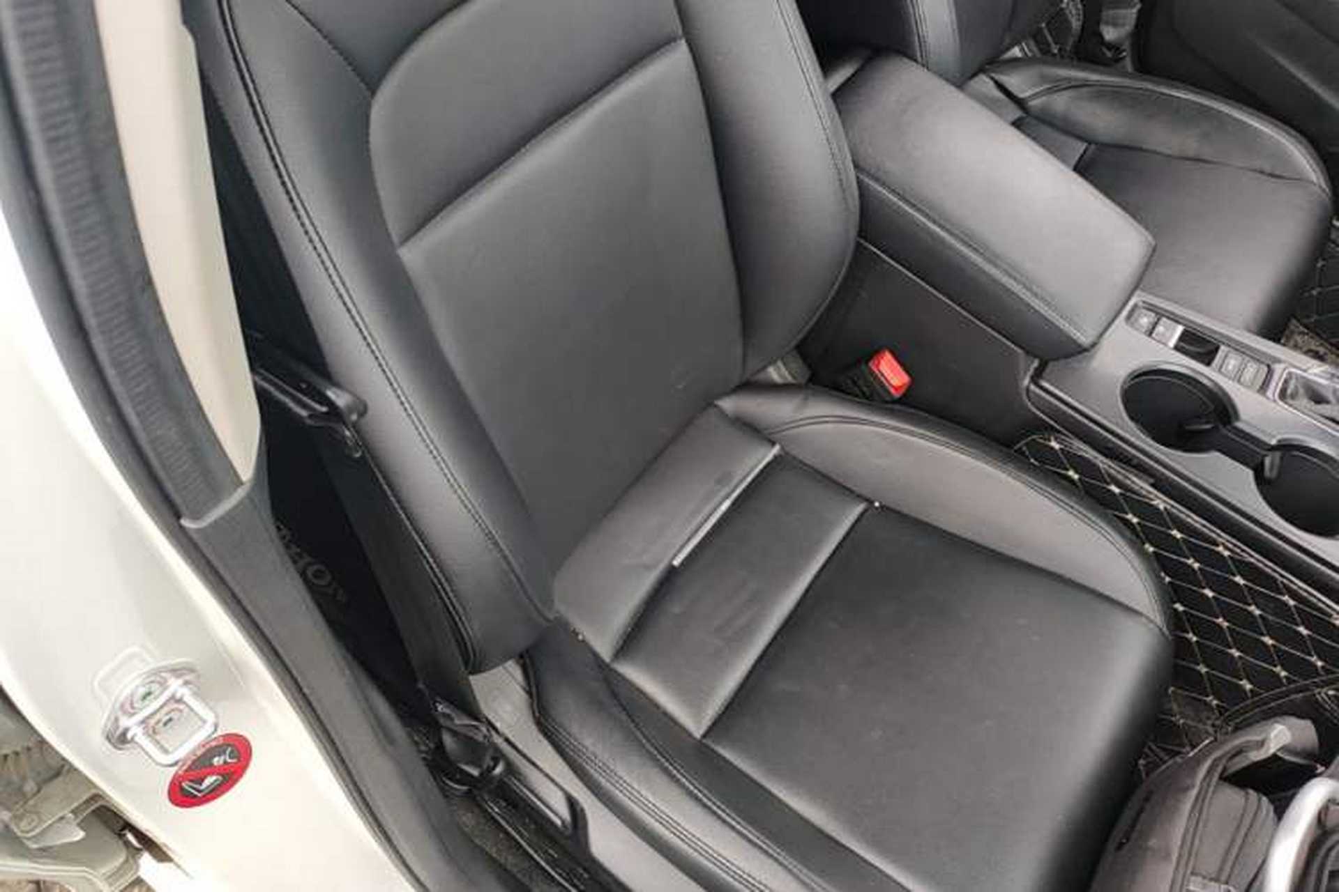 Used Honda Civic 2023 240TURBO CVT Dynamic Edition Right Front Seat
