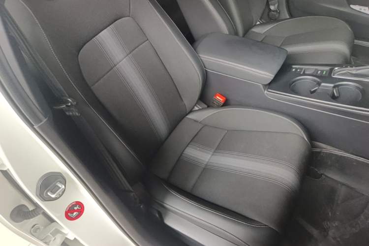 Used Honda Civic 2023 HATCHBACK 240TURBO CVT Extreme Edition Right Front Seat