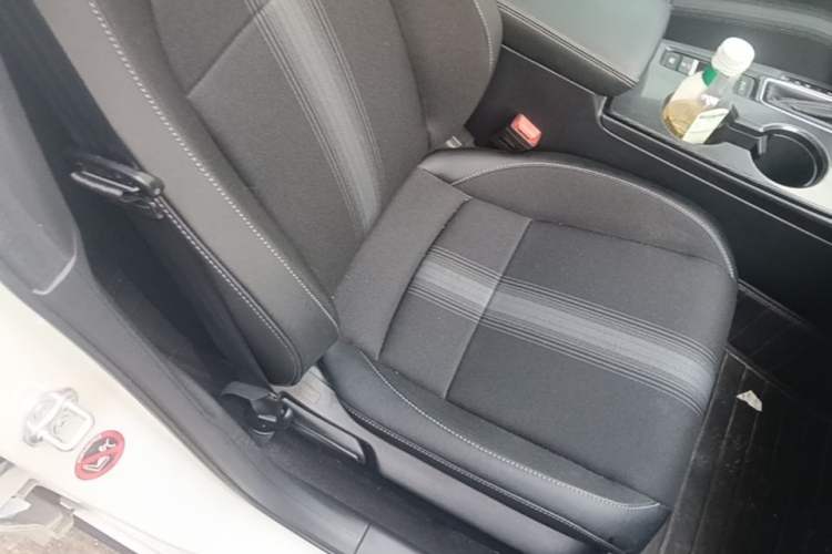 Used Honda Civic 2023 HATCHBACK 240TURBO CVT Extreme Edition Right Front Seat