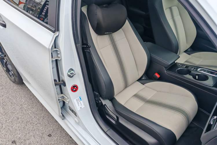 Used Honda Civic 2023 2.0L eHEV Sharp Edition Right Front Seat