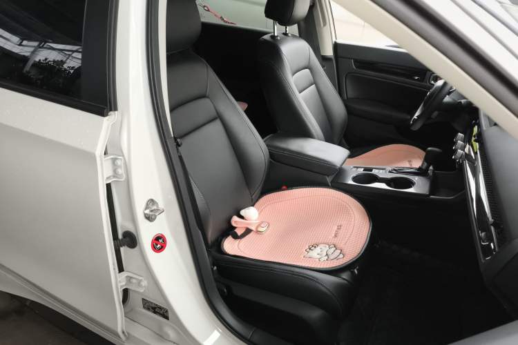 Used Honda Civic 2023 HATCHBACK 240TURBO CVT Zhiyue Edition Right Front Seat